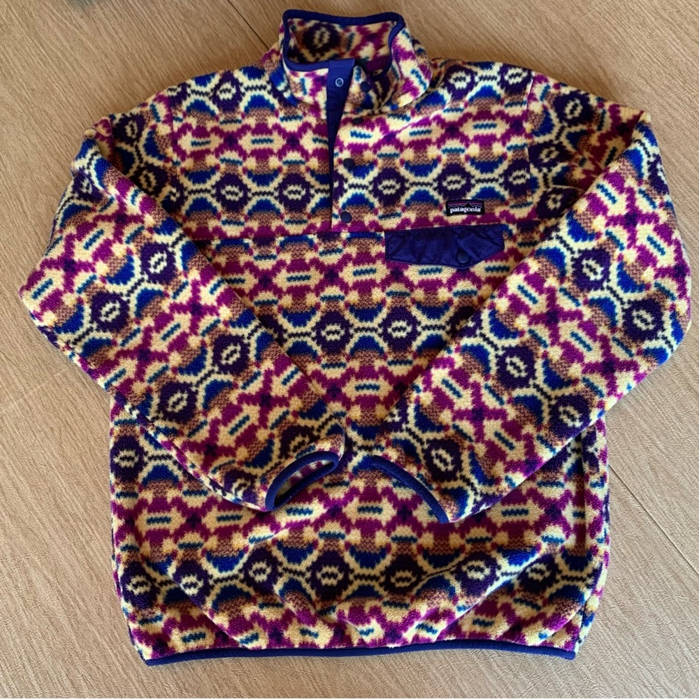 Patagonia Aberdeen Butterfly Synchilla Snap T